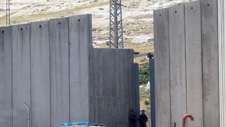 izraeli-fillon-ndertimin-e-murit-45-kilometra-ne-bregun-perendimor
