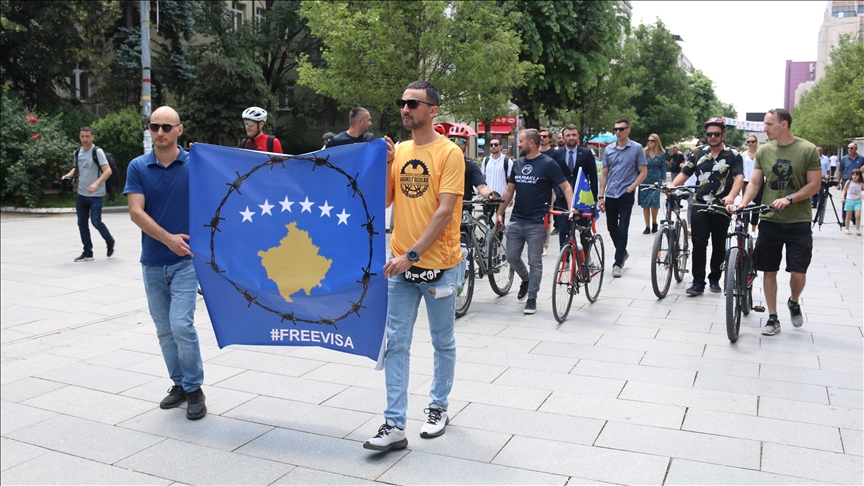 kosove,-marsh-protestues-kunder-mosliberalizimit-te-vizave