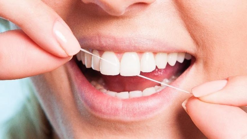 5-arsye-qe-tregojne-pse-filli-dentar-eshte-kaq-i-rendesishem-per-higjenen-tuaj-dentare