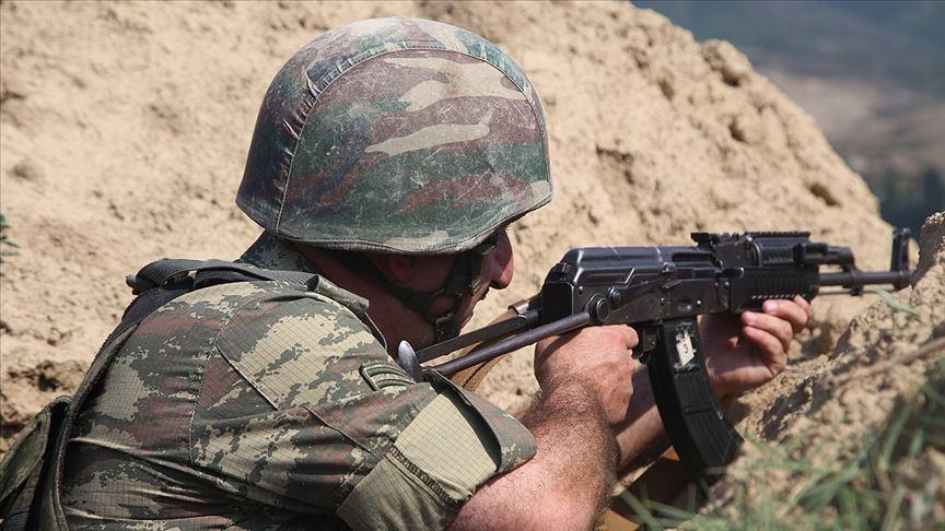 ushtaret-armene-hapen-zjarr-ndaj-pozicioneve-te-azerbajxhanit-ne-kufi