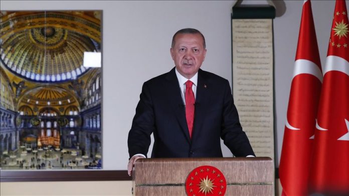 erdogan:-te-vazhdojme-perpjekjet-diplomatike-derisa-te-garantohet-paqja-midis-rusise-dhe-ukraines