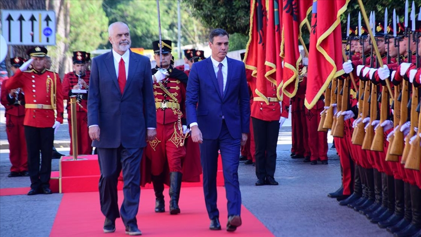 kryeministri-i-spanjes-vizite-ne-shqiperi-–-video