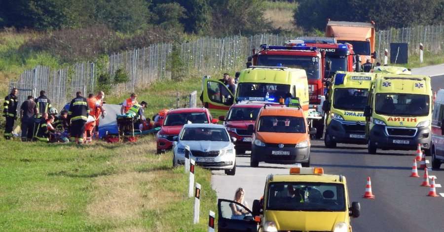 11-te-vdekur-nga-aksidenti-i-autobusit-polak-ne-autostraden-kroate