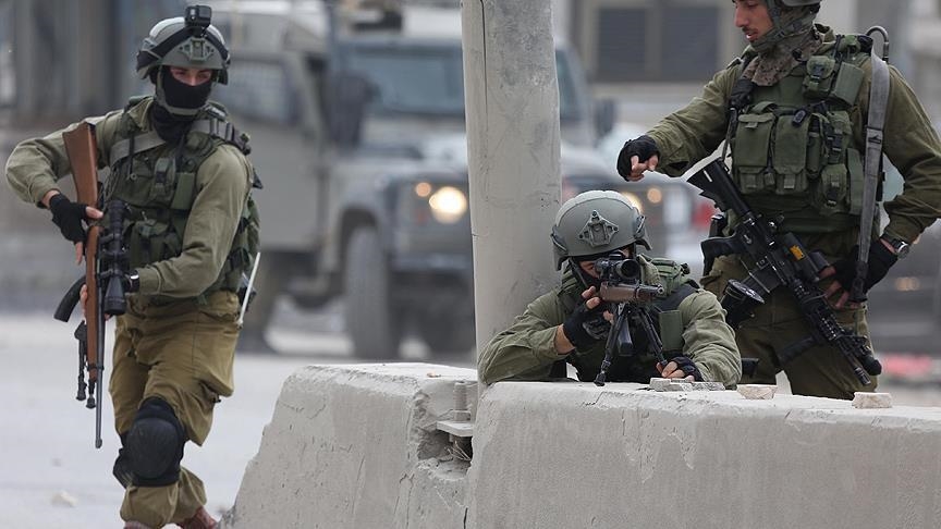 nje-vajze-palestineze-vdes-nga-lendimet-e-marra-gjate-sulmeve-izraelite-ne-gaza