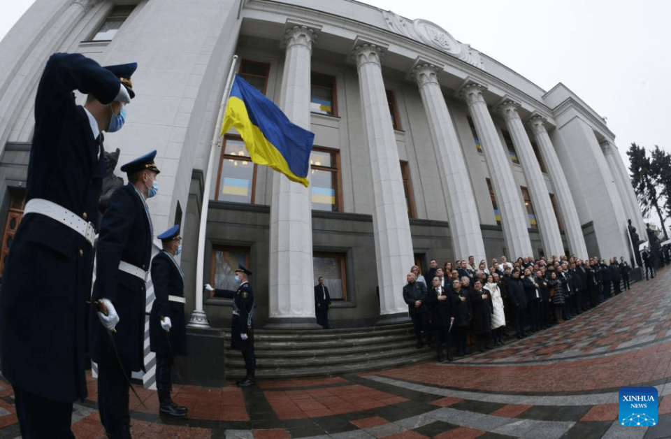 parlamenti-ukrainas-zgjat-ligjin-e-luftes-dhe-mobilizimin-e-pergjithshem