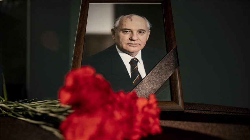 varroset-ish-lideri-sovjetik-mikhail-gorbachev