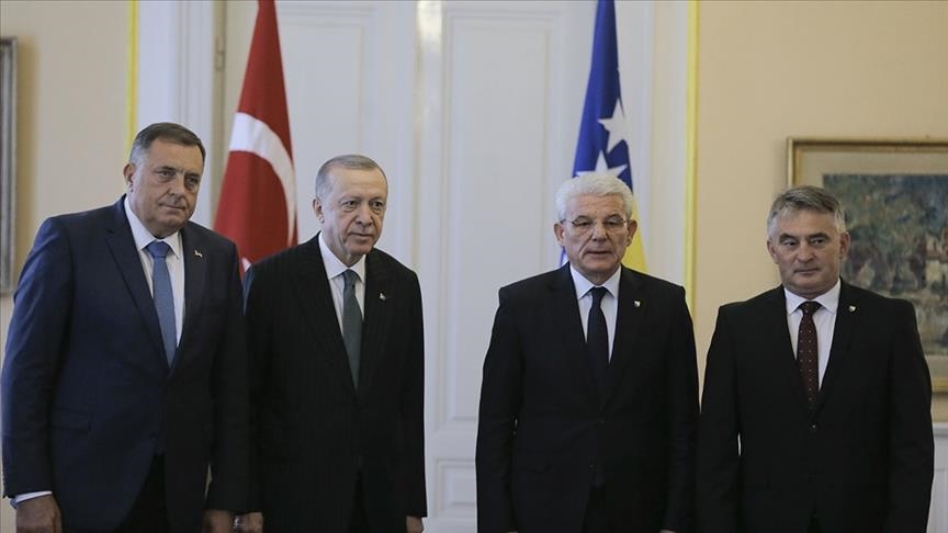 erdogan:-kemi-marre-vendim-per-udhetim-mes-bosnje-e-hercegovines-dhe-turqise-me-leternjoftime