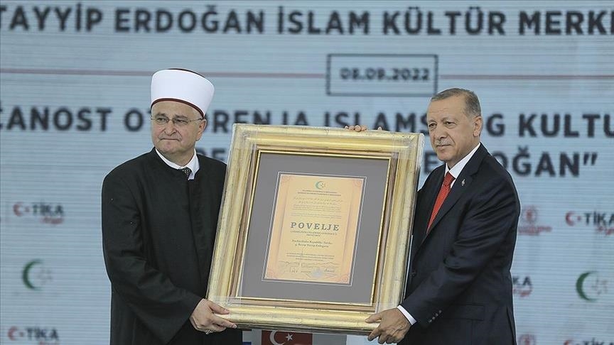 qendra-kulturore-islame-ne-sisak-te-kroacise-do-te-mbaje-emrin-recep-tayyip-erdogan