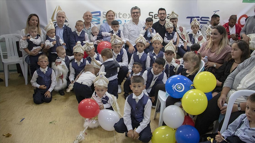 kosove,-ne-prishtine-mbahet-festa-e-synetise-per-rreth-200-femije