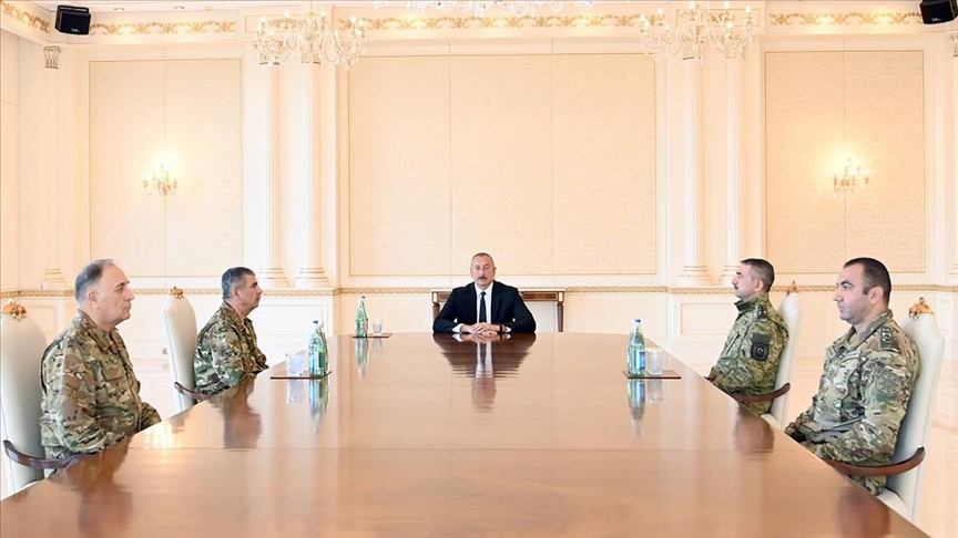 ilham-aliyev-diskutoi-me-komandantet-provokimet-e-armenise-ne-kufi