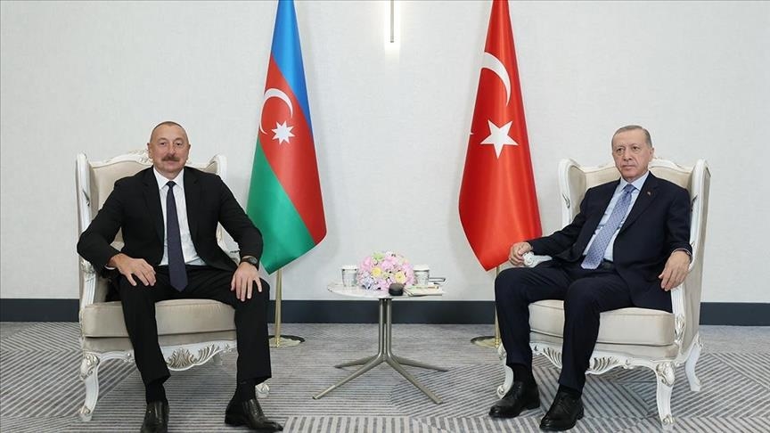 presidenti-erdogan-takon-presidentin-azerbajxhanas-aliyev