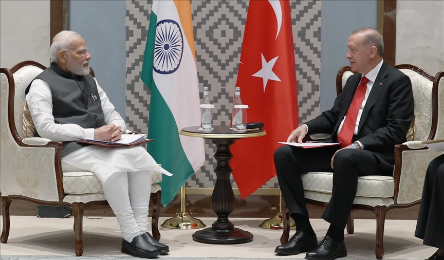 presidenti-erdogan-takoi-kryeministrin-e-indise-modi