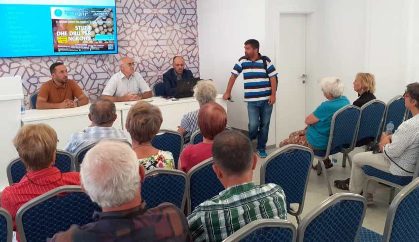 mysafire-nga-franca-vizituan-shoqaten-“bereqeti”