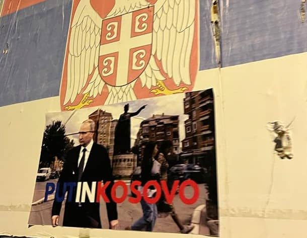 ne-mitrovice-shfaqen-posteret-‘putini-ne-kosove’