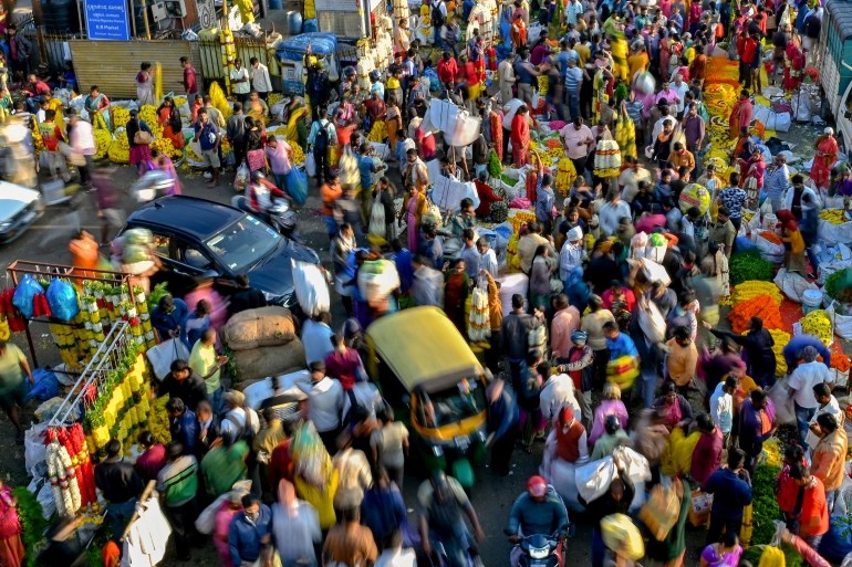 popullsia-e-botes-arrin-ne-8-miliarde