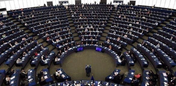 parlamenti-evropian-miraton-rezoluten-qe-e-shpall-rusine-“spozorizuese-te-terrorizmit”