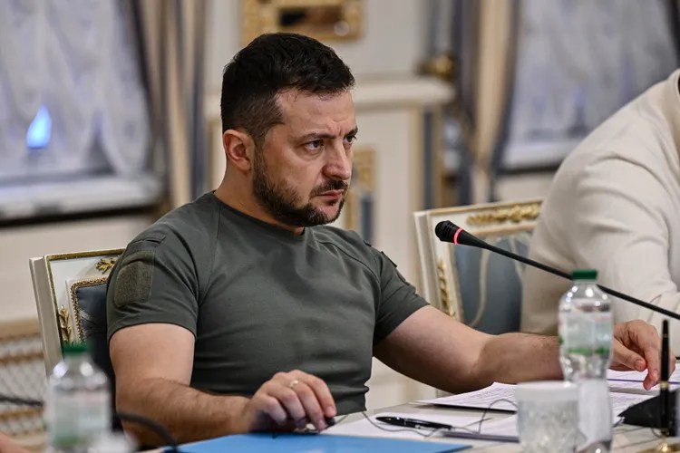 zelensky-kerkon-mbi-800-milione-dollare-ndihme-per-ta-kaluar-dimrin