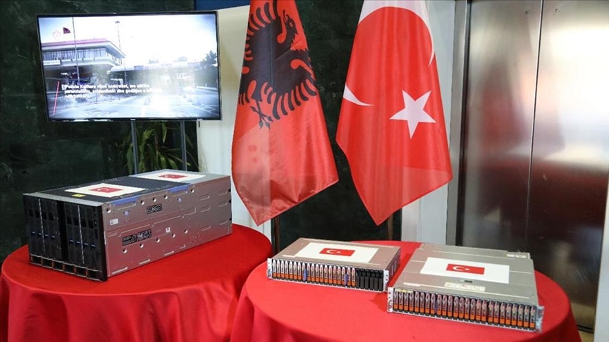 turkiye-dhuron-pajisje-per-policine-e-shqiperise