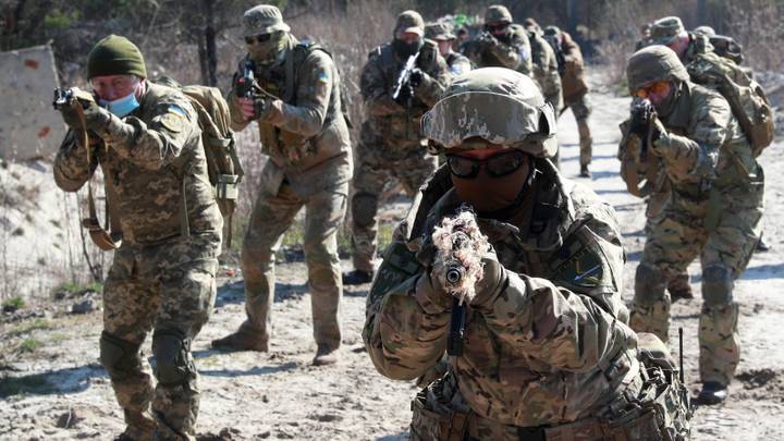 vendet-e-ballkanit-do-te-trajnojne-ushtrine-ukrainase