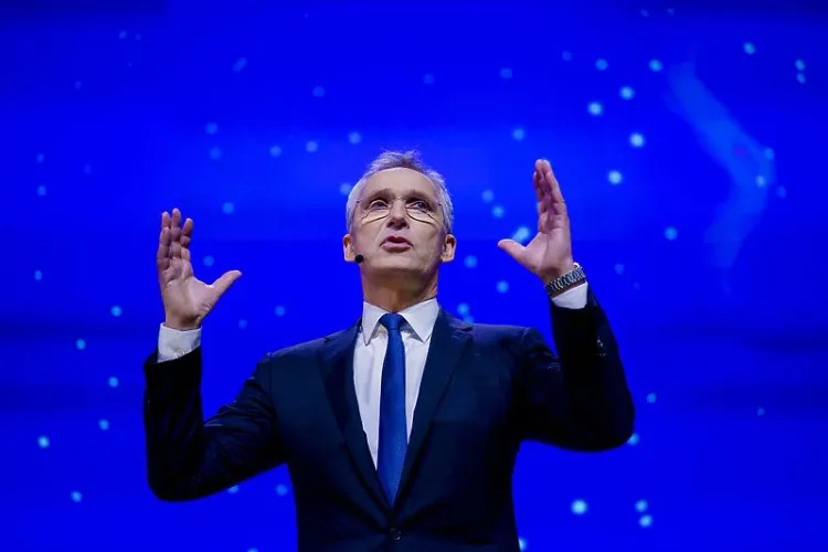 stoltenberg:-eshte-e-rrezikshme-ta-nenvleresosh-rusine