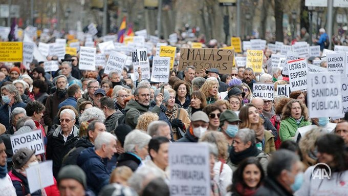 ne-spanje-qytetaret-nisin-protesta-per-kushte-me-te-mira-pune-–-video
