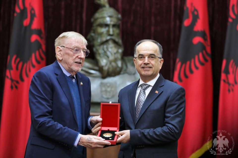 walker-dekorohet-edhe-nga-presidenti-shqiptar