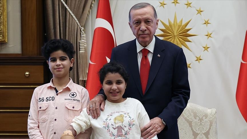 presidenti-erdogan-pret-femijet-palestineze-te-plagosur-ne-gaza