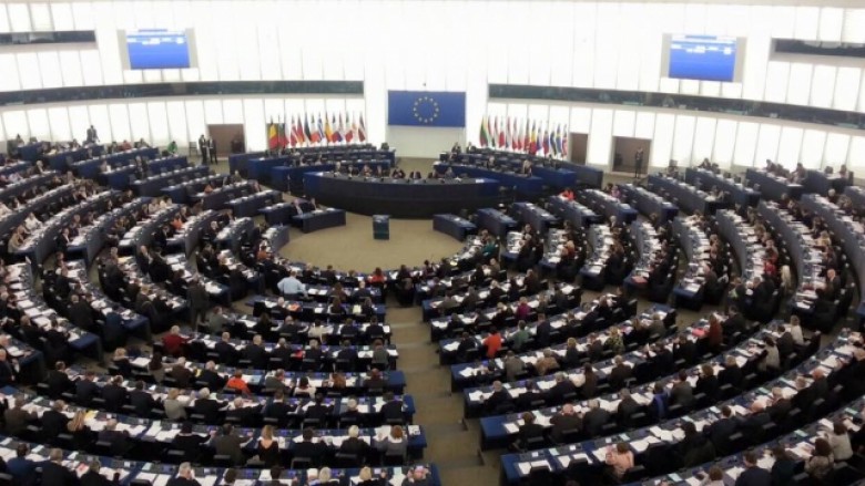 ne-parlamentin-evropian-diskutohet-per-dialogun-kosove-serbi