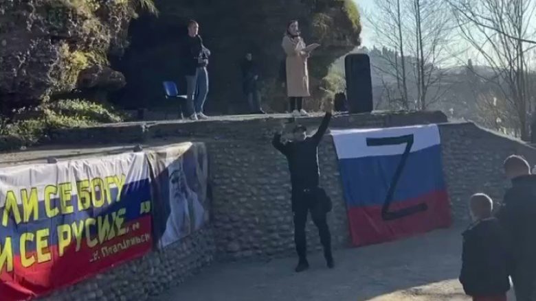 nacionalistet-serbe-ne-mal-te-zi,-kendojne-kenge-shoviniste-per-kosoven,-dhe-mbeshtesin-pushtimit-rus-ne-ukraine