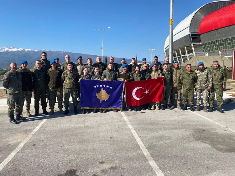ushtria-turke-ia-uron-pavaresine-e-kosoves-kontingjentit-te-fsk-se-ne-hatay