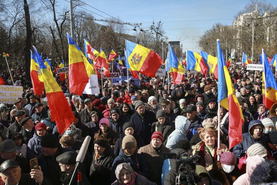 moldavi-–-mijera-protestues-kunder-rritjes-se-cmimit-te-gazit