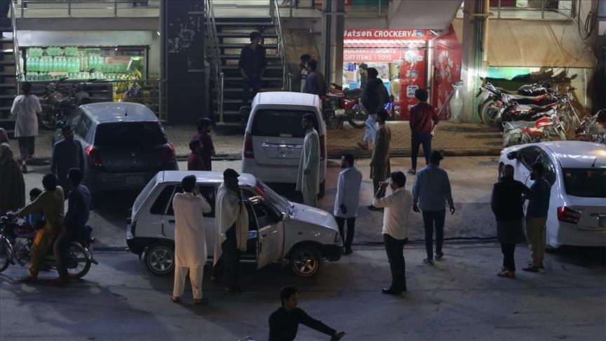 te-pakten-4-te-vdekur-nga-termeti-i-fuqishem-qe-tronditi-pjese-te-afganistanit,-pakistanit-dhe-indise-–-video