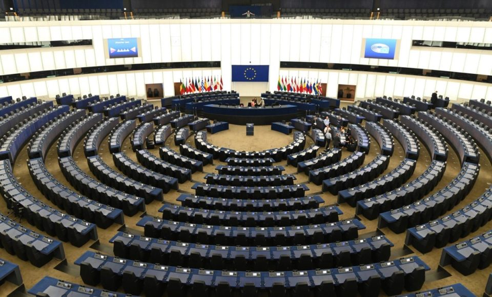 ne-parlamentin-evropian-sot-mbahet-edhe-nje-votim-per-liberalizimin-e-vizave-per-kosoven