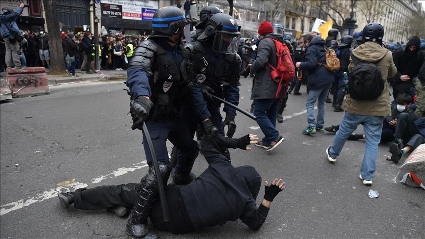france,-vazhdojne-protestat-kunder-dhunes-se-policise