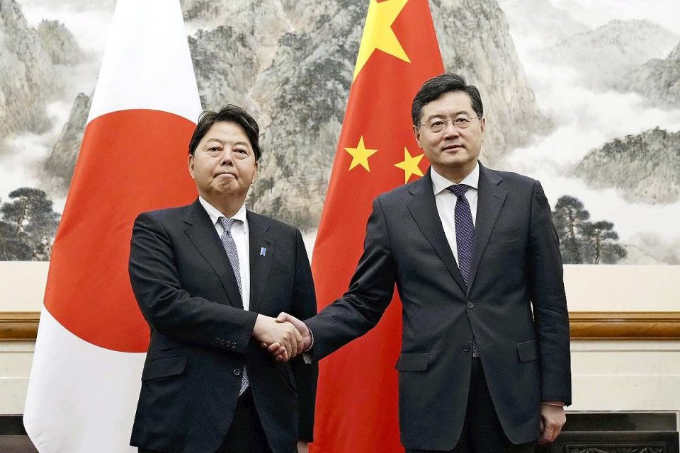 ministri-i-jashtem-japonez-viziton-kinen-pas-me-shume-se-tre-vjetesh