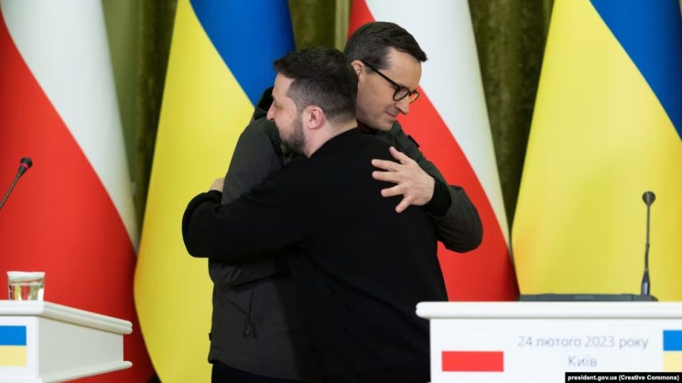 zelensky-viziton-polonine