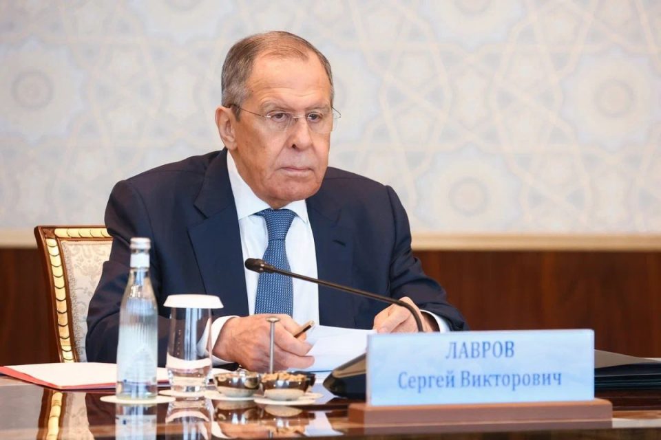 lavrov-thote-se-irani,-rusia,-siria-dhe-turqia-zhvilluan-bisedime-per-takim-te-mundshem