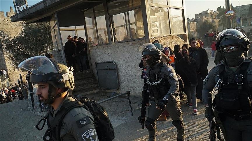 forcat-izraelite-arrestojne-21-palestineze-ne-bregun-perendimor-dhe-kuds