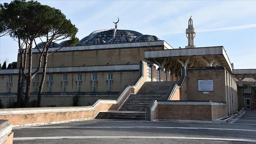 xhamia-e-madhe-e-romes,-simbol-i-komunitetit-musliman-te-mirintegruar