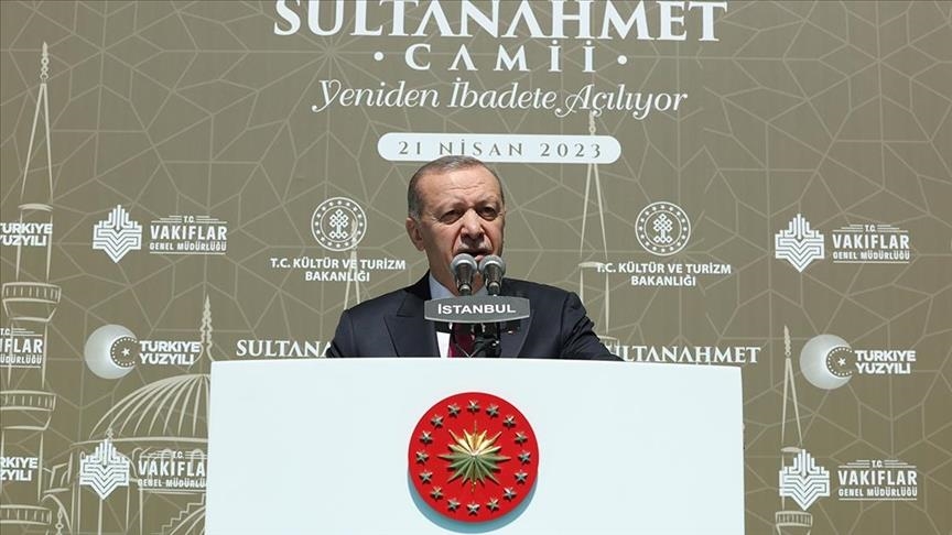 erdogan-inauguroi-xhamine-e-restauruar-sultanahmet-ne-stamboll-video