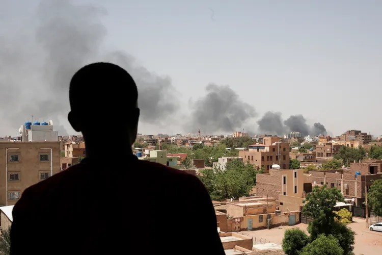 ushtria-e-sudanit-thote-se-zgjat-armepushimin,-por-luftimet-vazhdojne