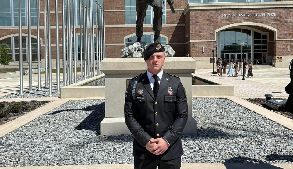 togeri-i-fsk-se-merr-cmimin-honor-graduate-ne-shba