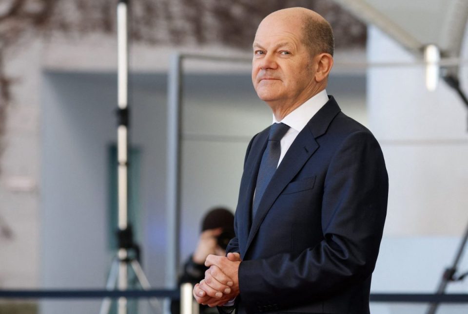 scholz-premton-2-miliarde-euro-per-fondin-e-klimes