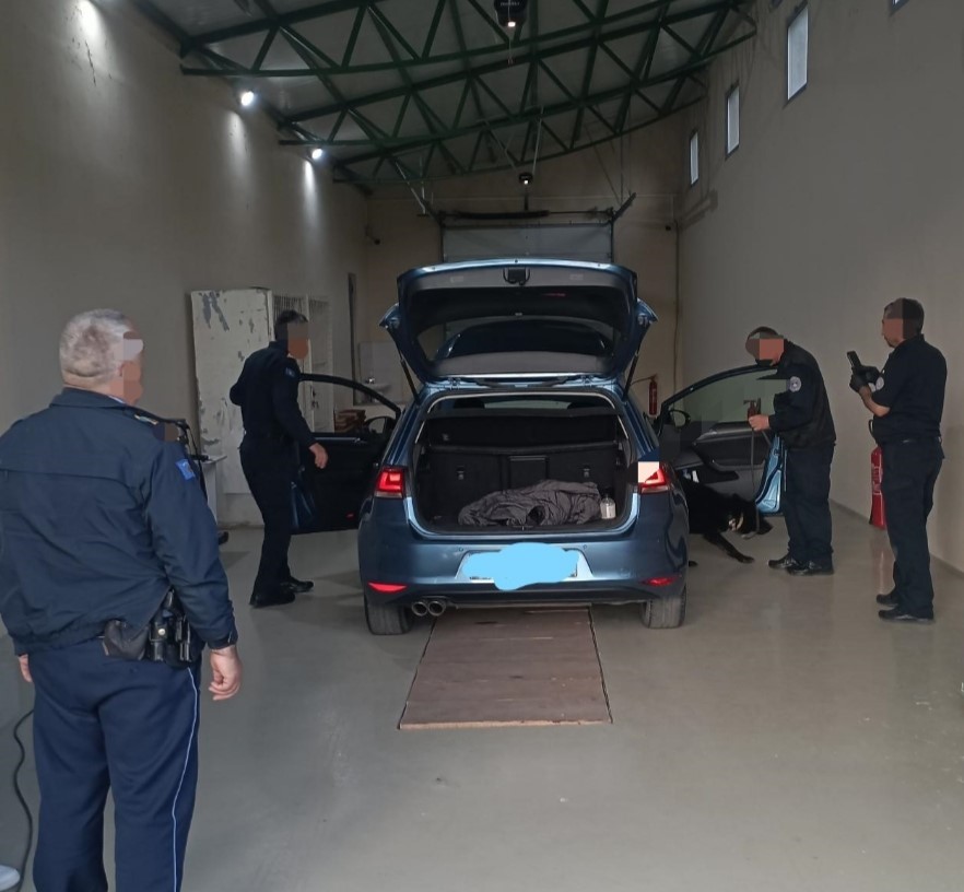 policia-dhe-dogana-e-kosoves-me-operacion-te-perbashket,-arrestojne-nje-person-te-dyshuar,-sekuestrohet-substance-narkotike