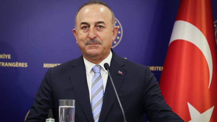 cavusoglu:-kete-vit-nje-takim-i-mundshem-per-sirine-ne-nivel-presidentesh