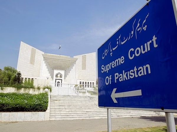 arrestimi-i-ish-kryeministrit-khan-ishte-i-paligjshem,-vendos-gjykata-pakistaneze