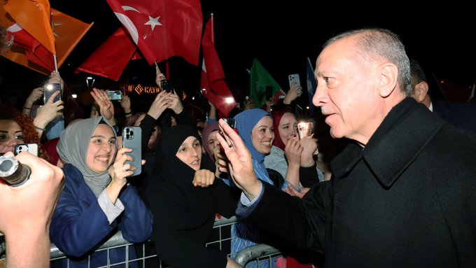 turqi:-erdogan-i-pari-pas-mbi-98%-te-votave-te-numeruara