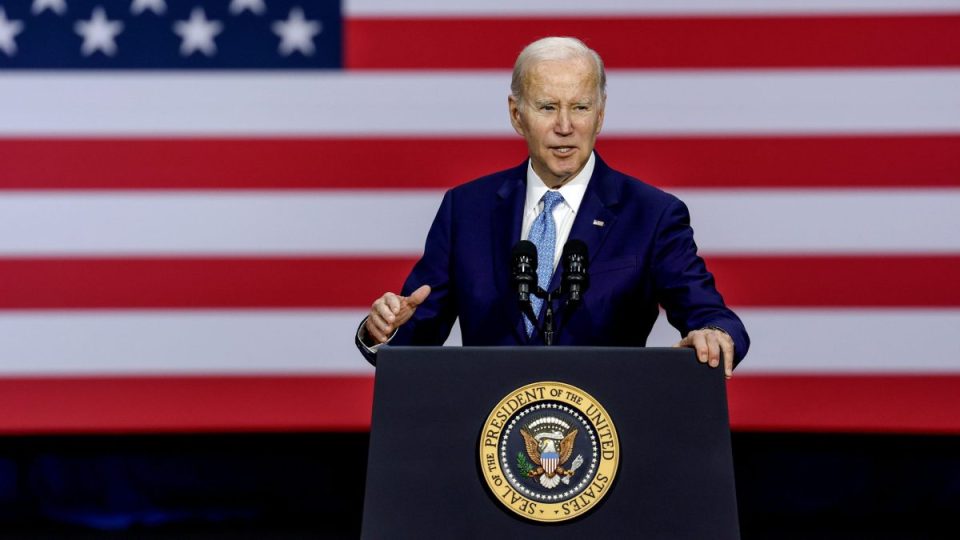 biden:-do-ta-clirojme-boten-nga-armet-berthamore