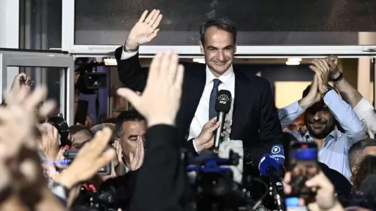 partia-e-mitsotakisit-fiton-zgjedhjet-ne-greqi-–-video