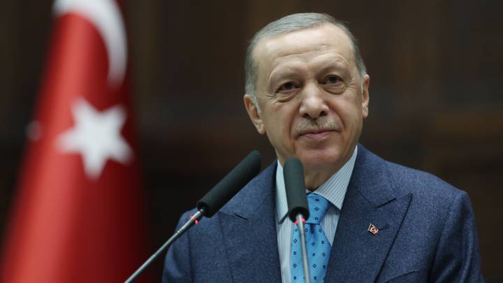perfundoi-votimi-i-diaspores:-erdogan-falenderoi-votuesit